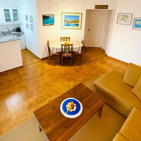 Marianda - * Son Bou